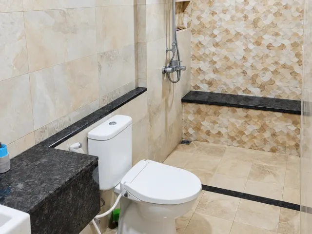 Mrs. H — Komp. Jati Residence — bathroom
