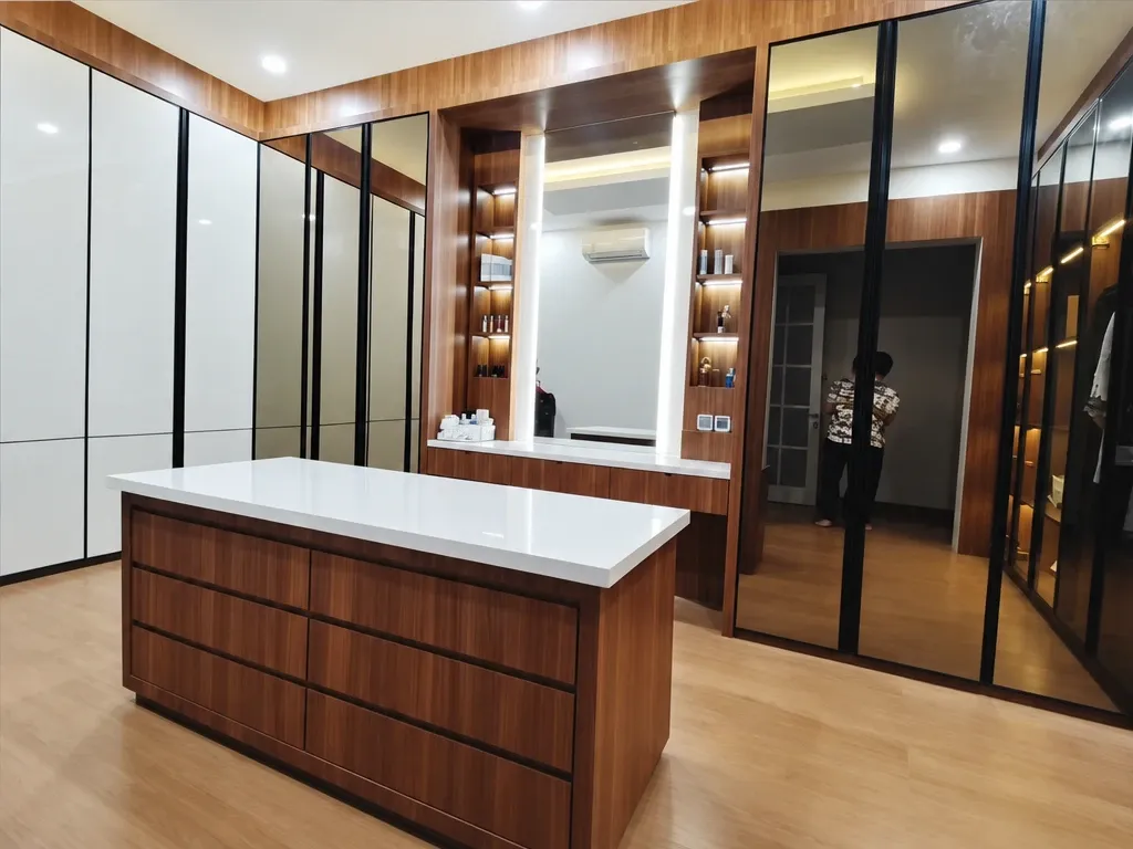 Mr. W — Bagya City Raffle — bedroom (12/32)