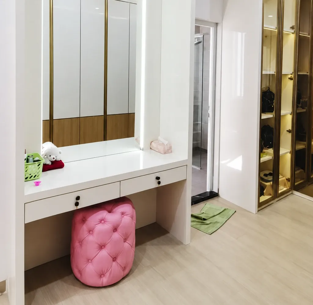 Mr. W — Bagya City Raffle — bedroom (16/32)